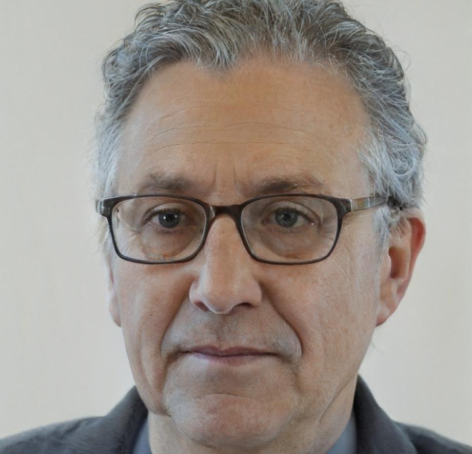 Portrait de Loïc Bertrand